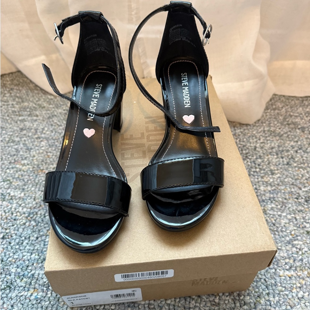 Steve Madden Black Patent Dress Shoes